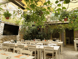 Το Άναμμα Παραδοσιακή Ταβέρνα